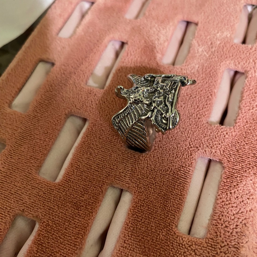 ring - Picture 2 of 2